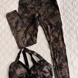 Camo Active Set - Leggings & Sports Bra